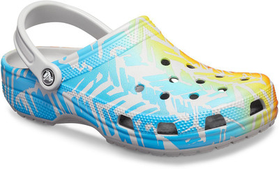 different colored crocs