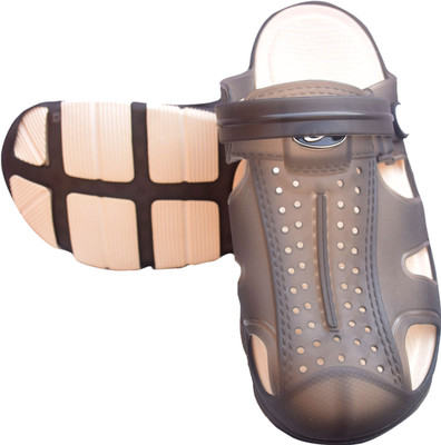 

GB Men Brown Clogs