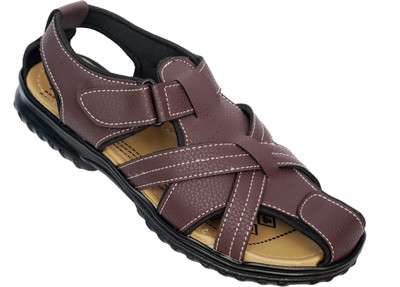 

WooeRs Men Brown Casual