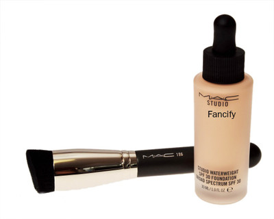 

Fancify Makeup Brush With Studio waterweight foundation Of Mac(Set of 2)