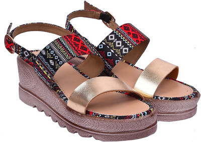 

Jade Women Gold Wedges