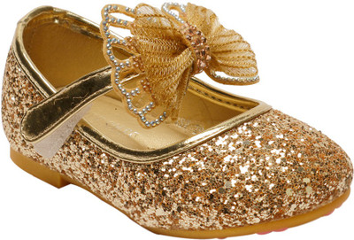 

Little Soles Girls Velcro Ballerinas(Gold