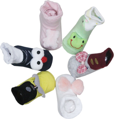 

Toys Factory TOYS FACTORY SOCKS BOOTY SET OF SIX PAIRS Booties(Toe to Heel Length - 10 cm Multicolor)