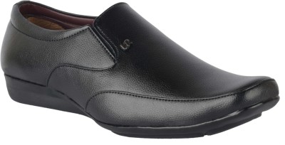 Dakarr Turbo Slip On For Men(Black , 9)