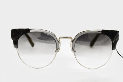 

Tommy Hilfiger Half Rim Cat-eyed Frame(49 mm