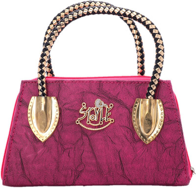 

VIRUSHKA Casual, Party, Formal, Sports Gold Clutch
