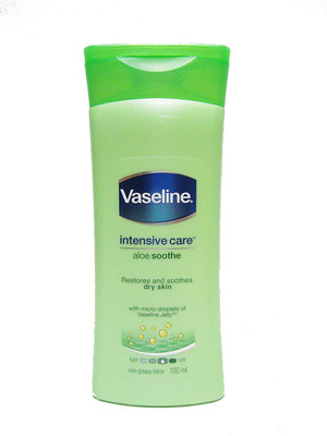 

Vaseline ALOE SOOTHE(100 ml)