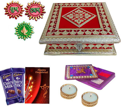 

Maalpani Diwali best wishes With Golden German Dryfruit Box with fancy Kankavati Shubh labh Stickers n Greeting Card. Combo(6)
