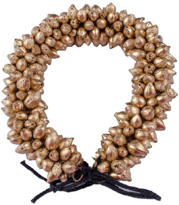 

INAAYA Artificial Hair Gajra For Bridal Hair Bharatnatyam Kuchipudi Dance Hair Accessories For Women Bun(Gold)