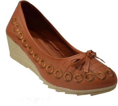 

Leatherwood1 Girls Slip-on Wedges(Brown
