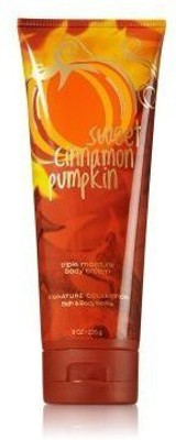 

Bath & Body Works Signature Collection Triple Moisture Body Cream Sweet Cinnamon Pumpkin(226 g)