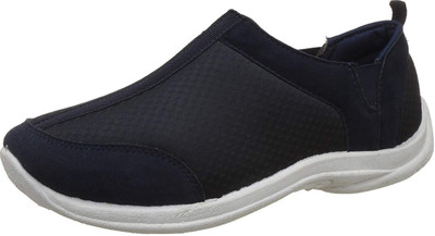 

Bata SPORT MUSHY Walking shoes For Men(Navy, Blue