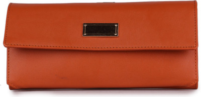 

Deniza Casual Gold Clutch