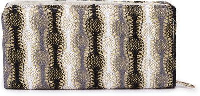 

Satchel Bags Casual Multicolor Clutch