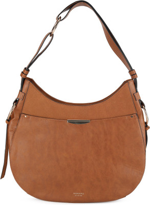 

Accessorize Messenger Bag(Brown)