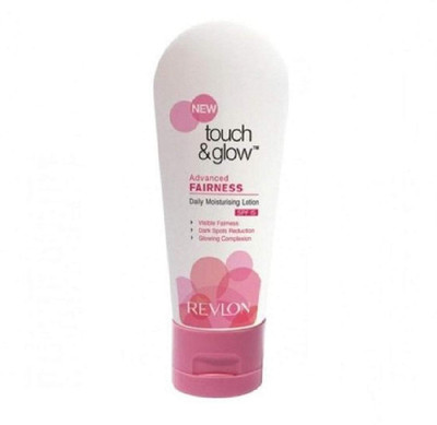 

Revlon Touch & Glow Advance Fairness Daily Moisturising Lotion SPF 15 - (50 ML)(50 ml)