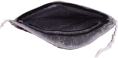 

GiftingTree Women Evening/Party Grey Fabric Sling Bag