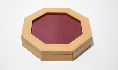 

Nirathisayam Hand made Hexagon Box - Small Jewelry, Makeup, Chocolates etc Vanity Box(Creamish)