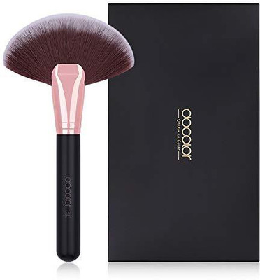 

Docolor Fan Makeup Brushes Professional Face Highlighting Make Up Cosmetic Tool(Pack of 1)