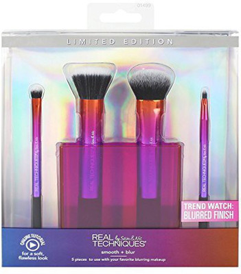 

Real Techniques Smooth Blur 5 Piece Set Which Includes 4 Brushes And A Brush Cup(Pack of 4)