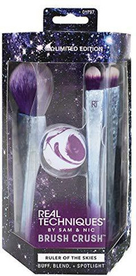 

Real Techniques Brush Crush V2 Set Ruler Of The Skies(Pack of 3)