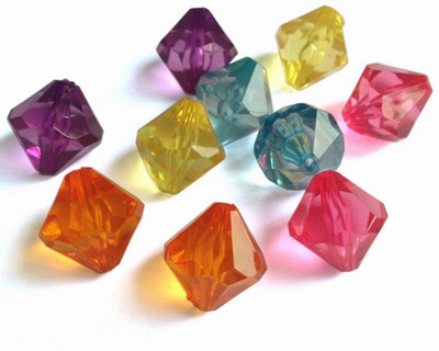 

Aumni Crafts Large Size Acrylic Beads 26mm Bicone Mixed Colors (Pack of 20 pieces)