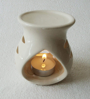 Bharti Enterprise Natural Aroma Diffuser Regular Ceramic Aroma Burner Good Quality Coming with 1 Pcs with Candle (Clay Lamp White, Without Oil)(65 ml)