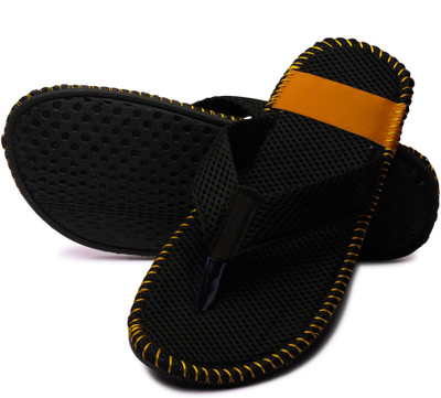

KZINE Slippers, Black