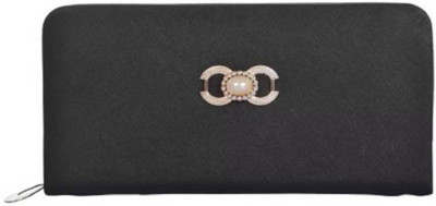 

KKG Casual Black Clutch