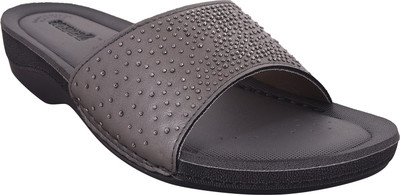 

Aerowalk Women Gmetal Casual