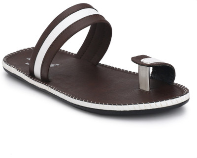 

LAYASA Men BROWN Flats