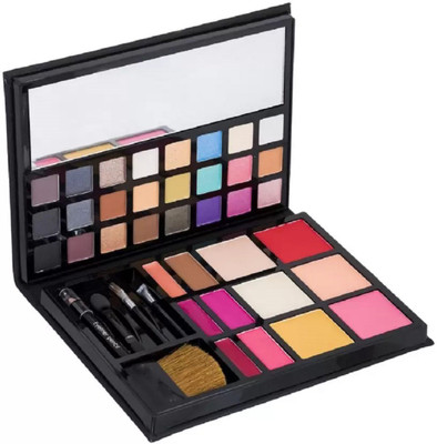 

Butter Lips makeup kit
