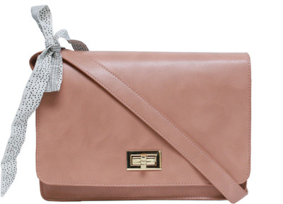 

Diwaah Sling Bag(Beige)
