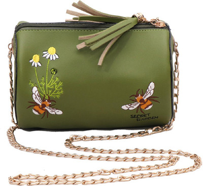 

Your Pretty Closet Women Casual Green Synthetic Fabric Sling Bag