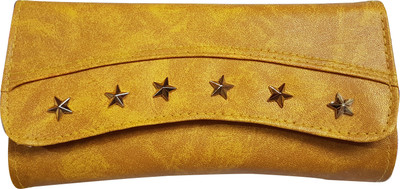 

Bloomtail Casual, Formal, Party, Sports Yellow Clutch