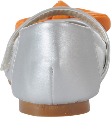 

Willywinkies Girls Velcro Casual Boots(Silver