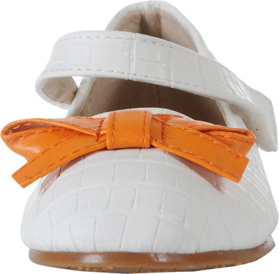 

Willywinkies Girls Velcro Casual Boots(White