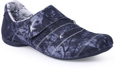 

Kzaara Sneakers For Men(Grey, Black