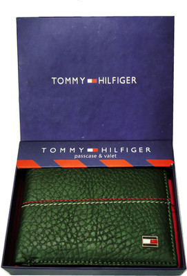 

TOMMY HlLFlGER Men Green Genuine Leather Wallet(6 Card Slots)