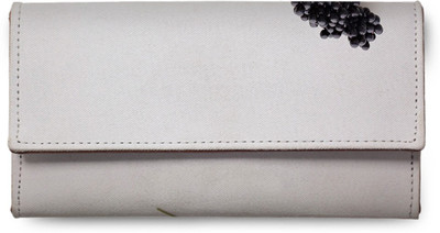 

Levo Women Casual Grey Genuine Leather Wallet(4 Card Slots), Rj-levolw00142