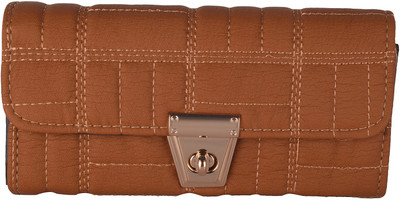 

Capreo Casual Gold Clutch