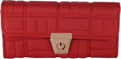 

Capreo Casual Red Clutch