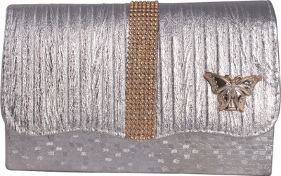 

Capreo Casual Silver Clutch