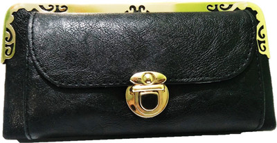 

Capreo Casual Black Clutch