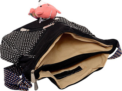 

Roshiaaz Shoulder Bag(Black)