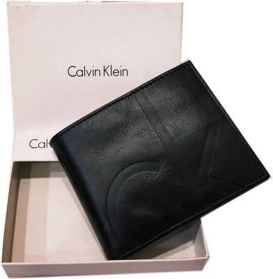 

CaIvin KIein Men Black Genuine Leather Wallet(6 Card Slots)