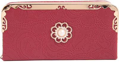 

Fiona Trends Casual Maroon Clutch