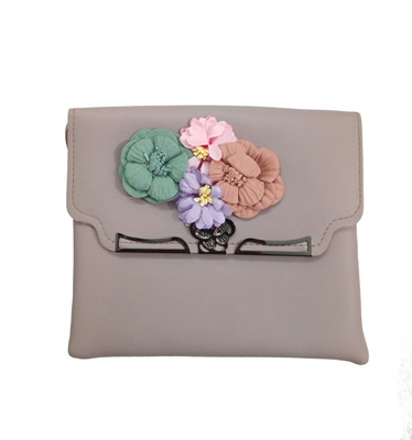 

Lavs Girls Evening/Party, Casual Grey PU Sling Bag