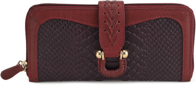 

Hidesign Women Brown Genuine Leather Wallet(8 Card Slots), Purple