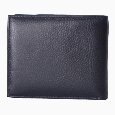 

Tamanna Men Black Genuine Leather Wallet(6 Card Slots)